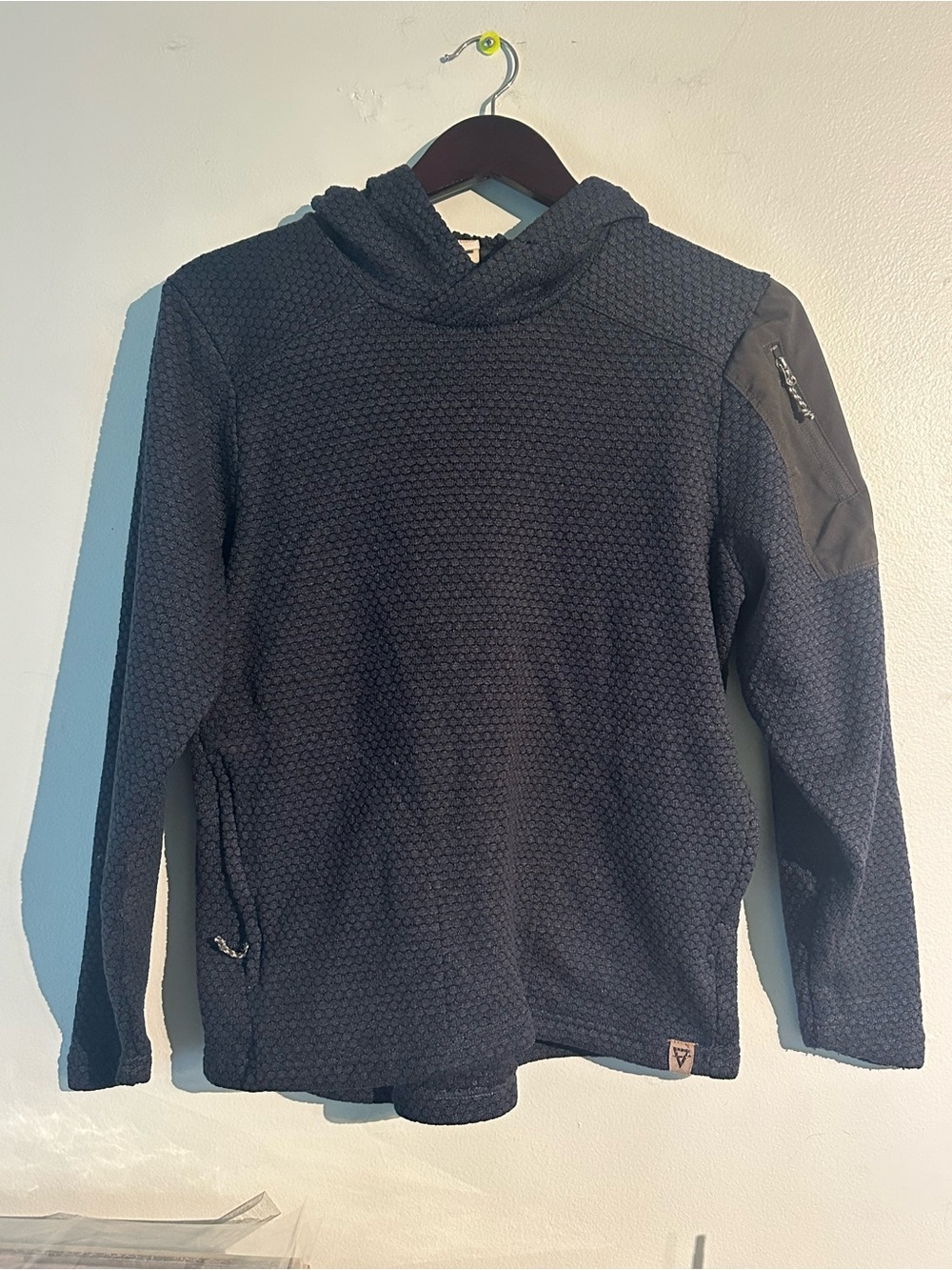 Men's Navy Textured Hooded Pullover Sweatshirt